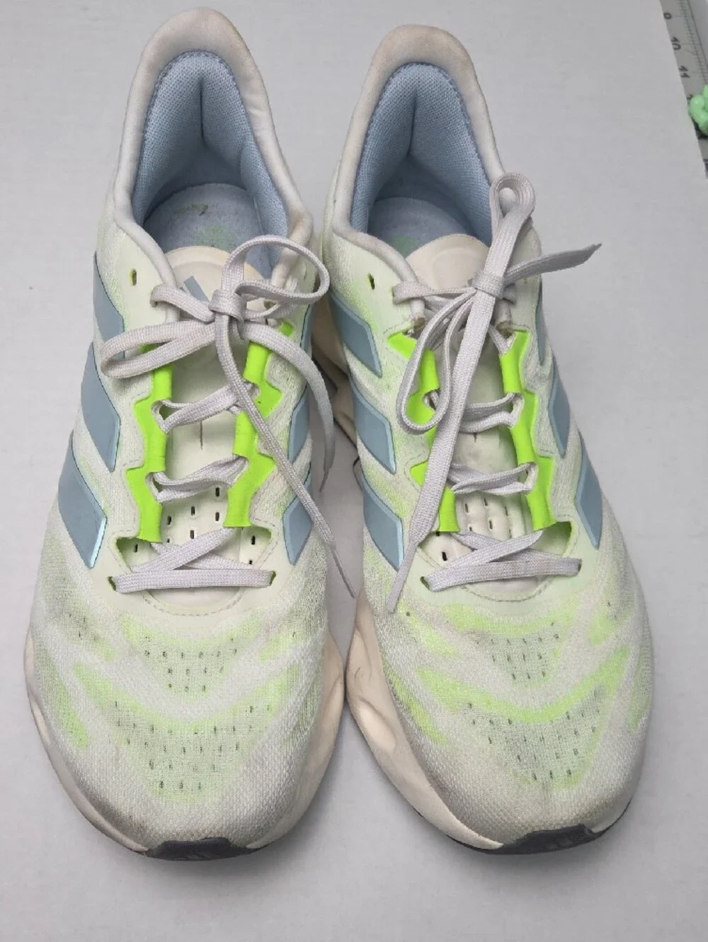 adidas Switch Light Gray and Mint Green Running Shoes Mens Size 10